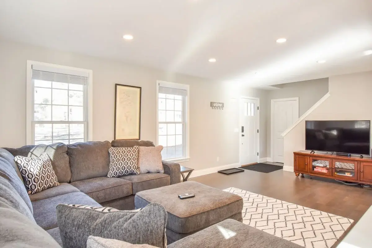 Photo 3 of Del Mar #16622 - Newly Renovated Modern Pond Access!