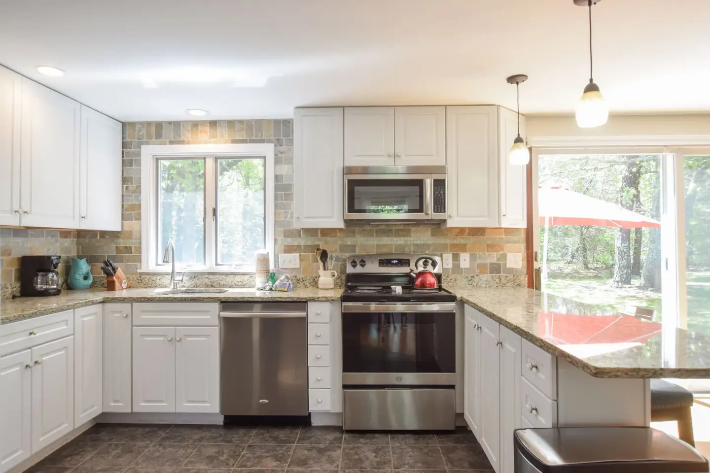 Photo 9 of Del Mar #16632 - 15 Minute Walk to Pleasant Street Beach!