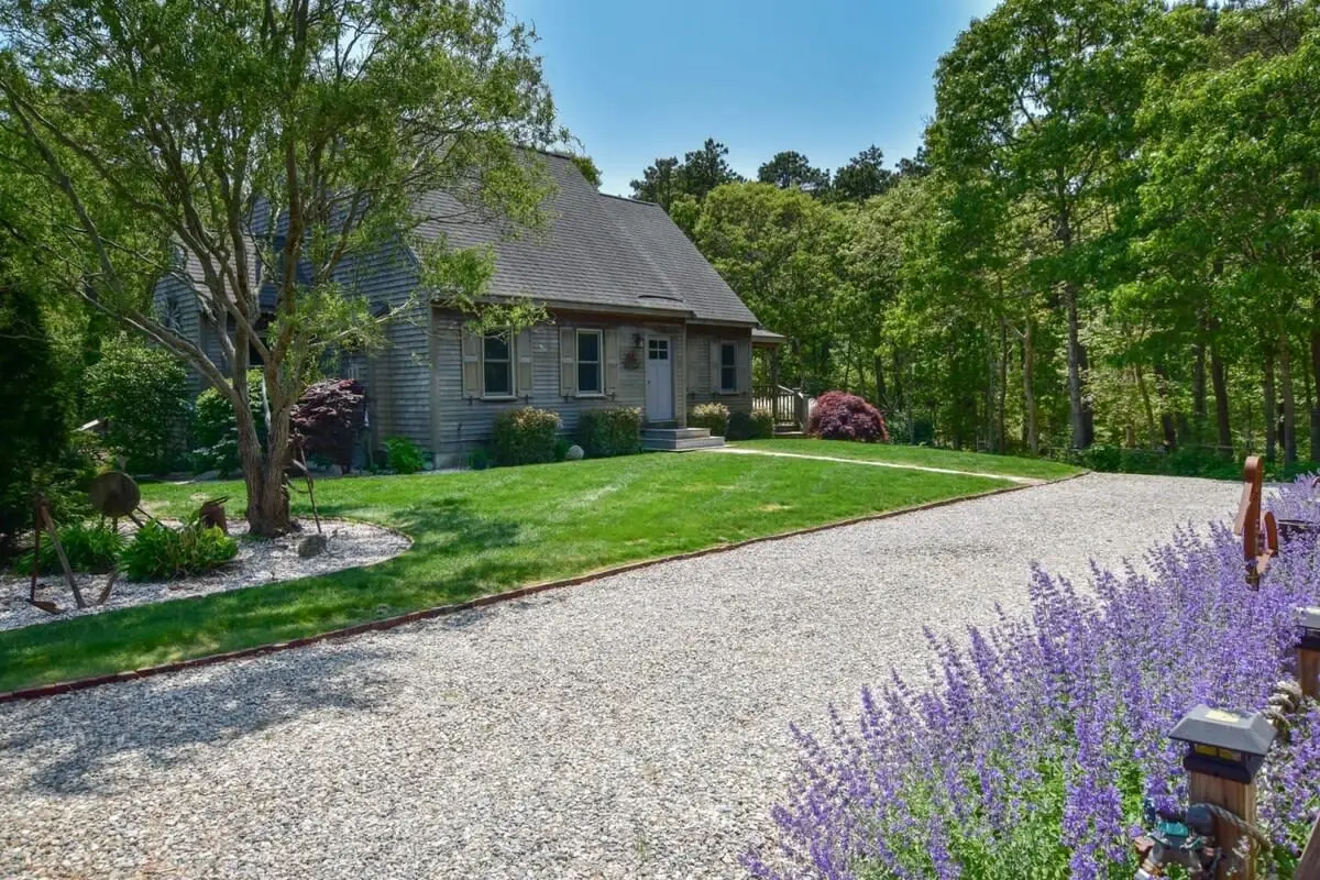 Photo 7 of Del Mar #16657 - Beautiful Home w/ Artistic Flair!