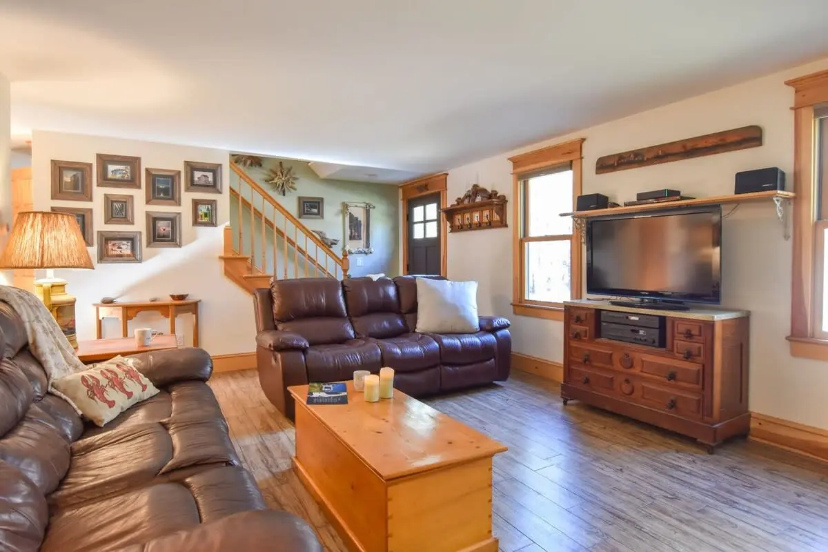 Photo 4 of Del Mar #16657 - Beautiful Home w/ Artistic Flair!