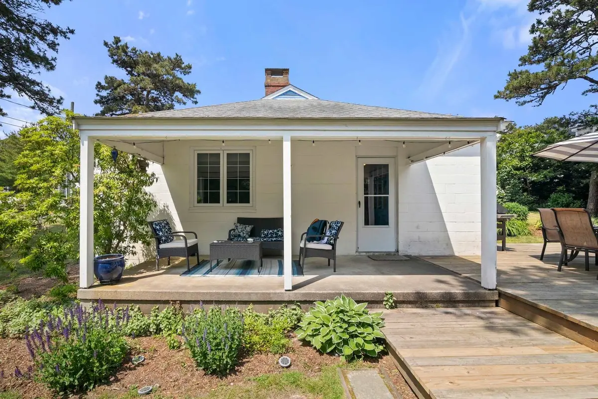 Photo 3 of Del Mar #16670 - Updated Beach House Deck Outdoor Shower!