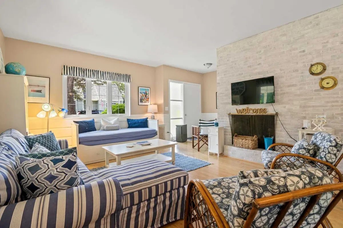 Photo 5 of Del Mar #16670 - Updated Beach House Deck Outdoor Shower!