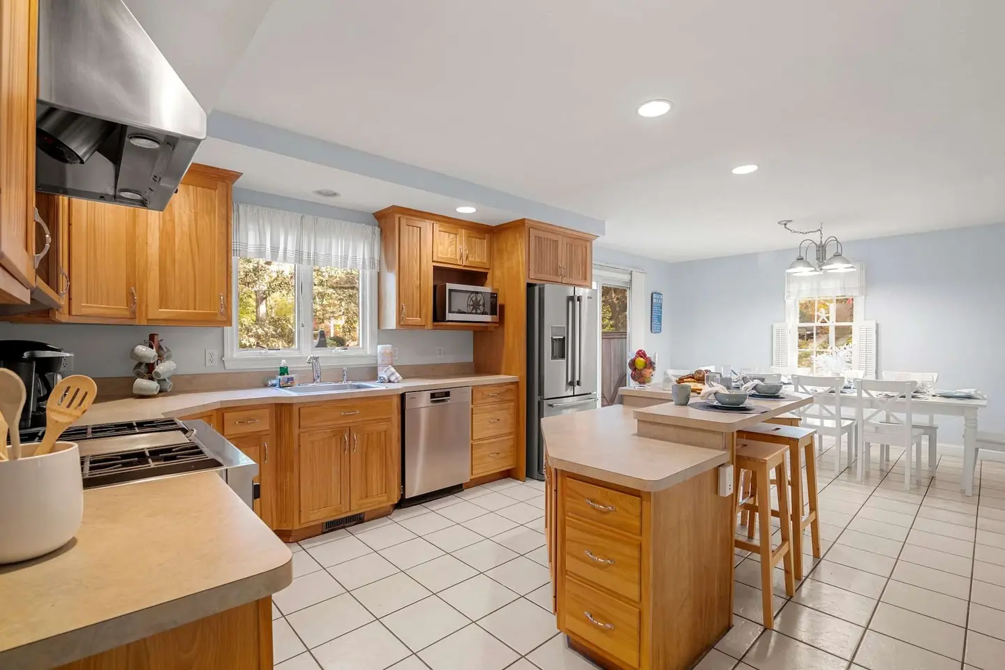 Photo 10 of Del Mar #16691 - Half Mile Walk to Beach, Dog Friendly!