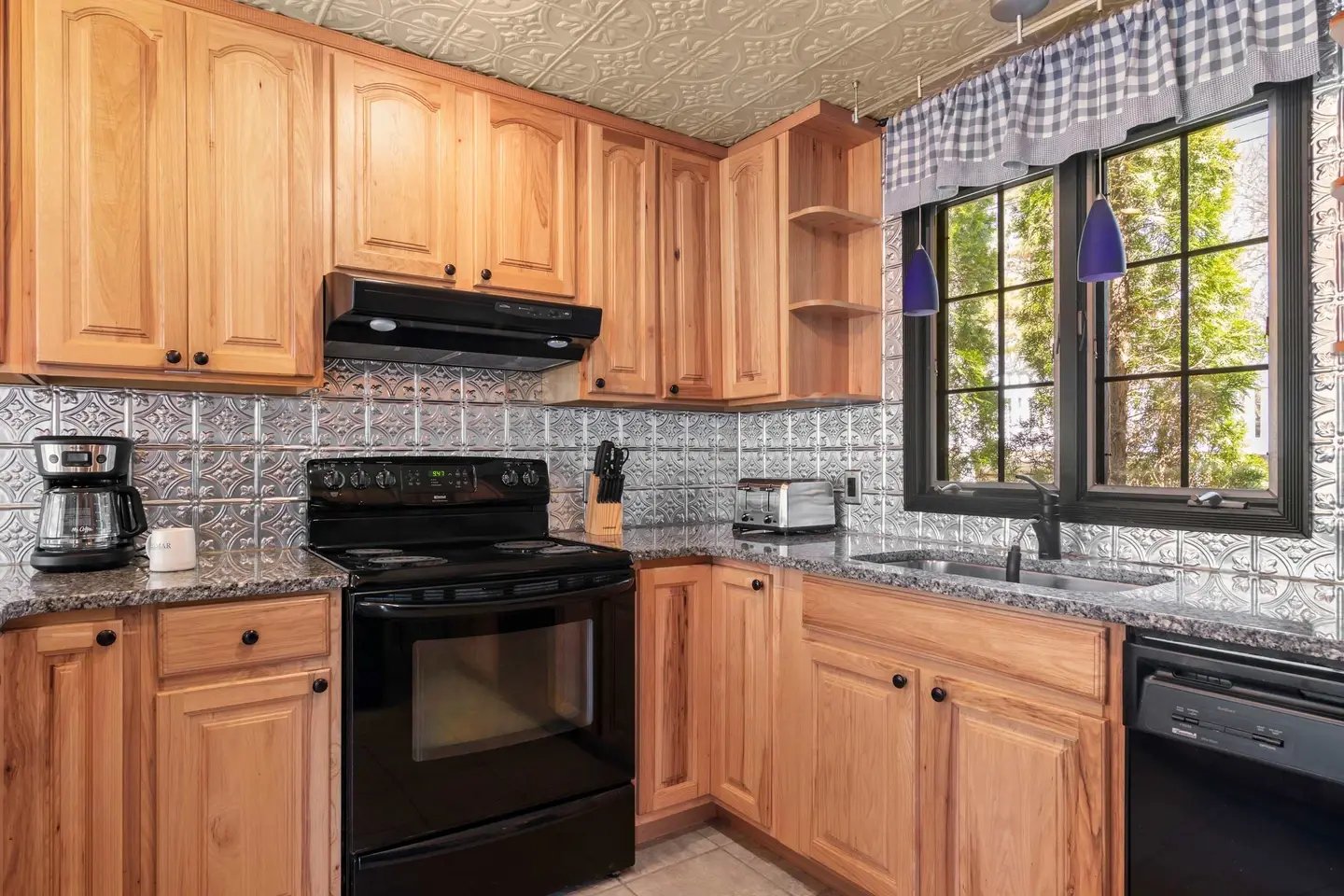 Photo 5 of Del Mar #16699 - Central AC, Dog Friendly, Family-Friendly!