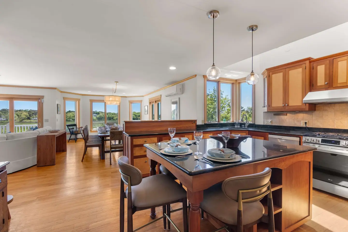 Photo 6 of Del Mar #16700 - Waterfront Escape, Game Room, Dog Friendly! 