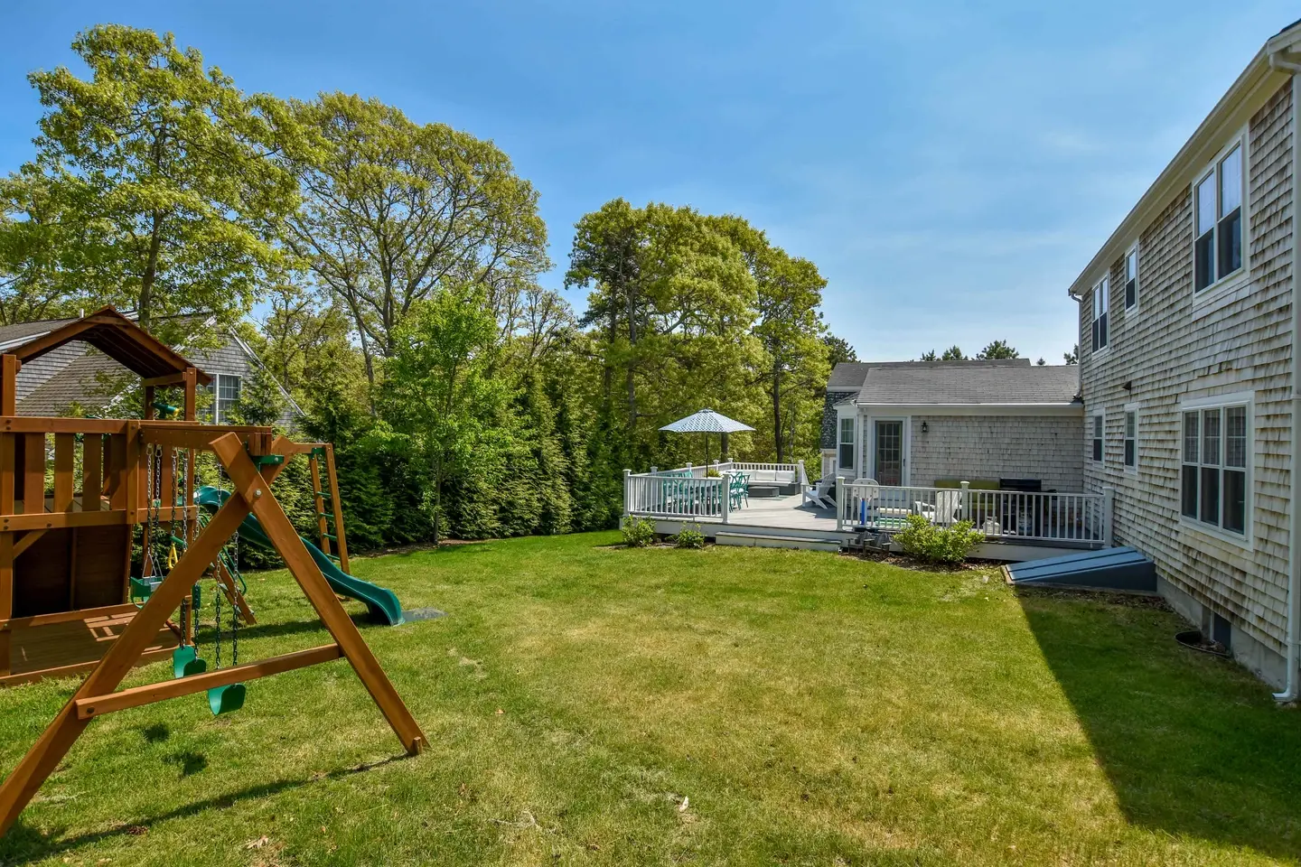 Photo 3 of Del Mar #17709 - Spacious w/ Basketball Court & Playground!