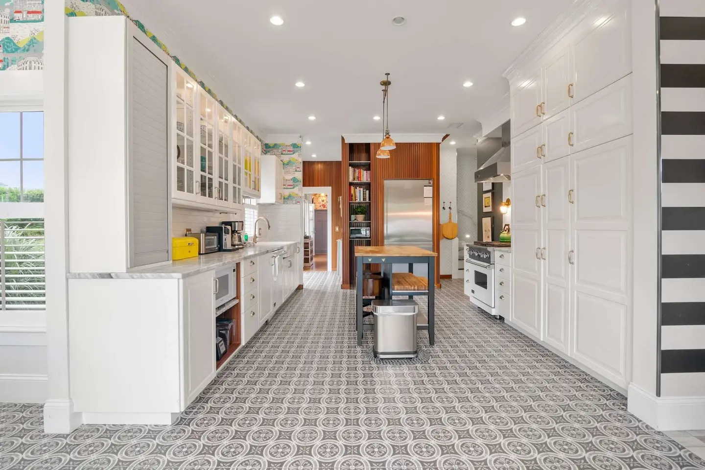 Photo 10 of Del Mar #17718 - Luxurious Estate, Private Heated pool!