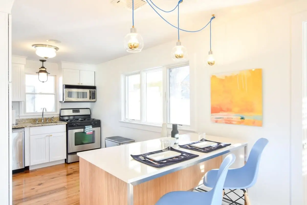 Photo 4 of Del Mar #17722 - 2 Min Walk to the Ocean Central A/C!