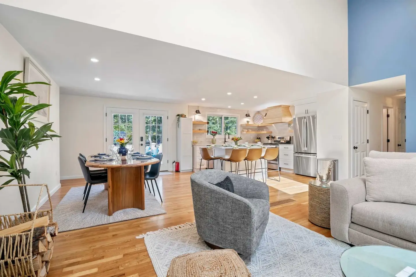 Photo 9 of Del Mar #17756 - Game Room,  Private Yard w Fire Pit!