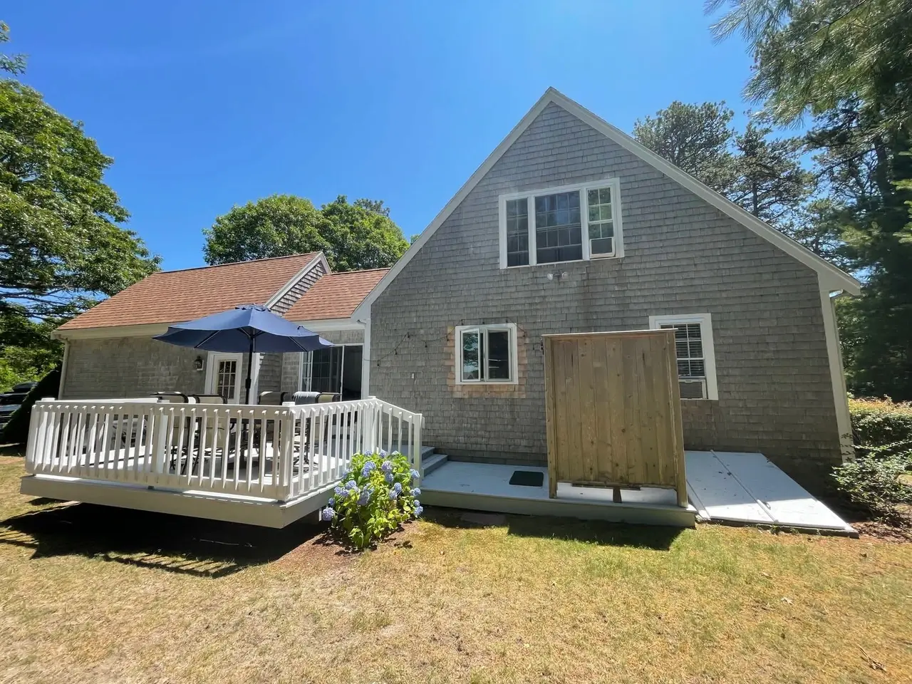 Photo 5 of Del Mar #17760 - Cozy Bungalow Close to Downtown!