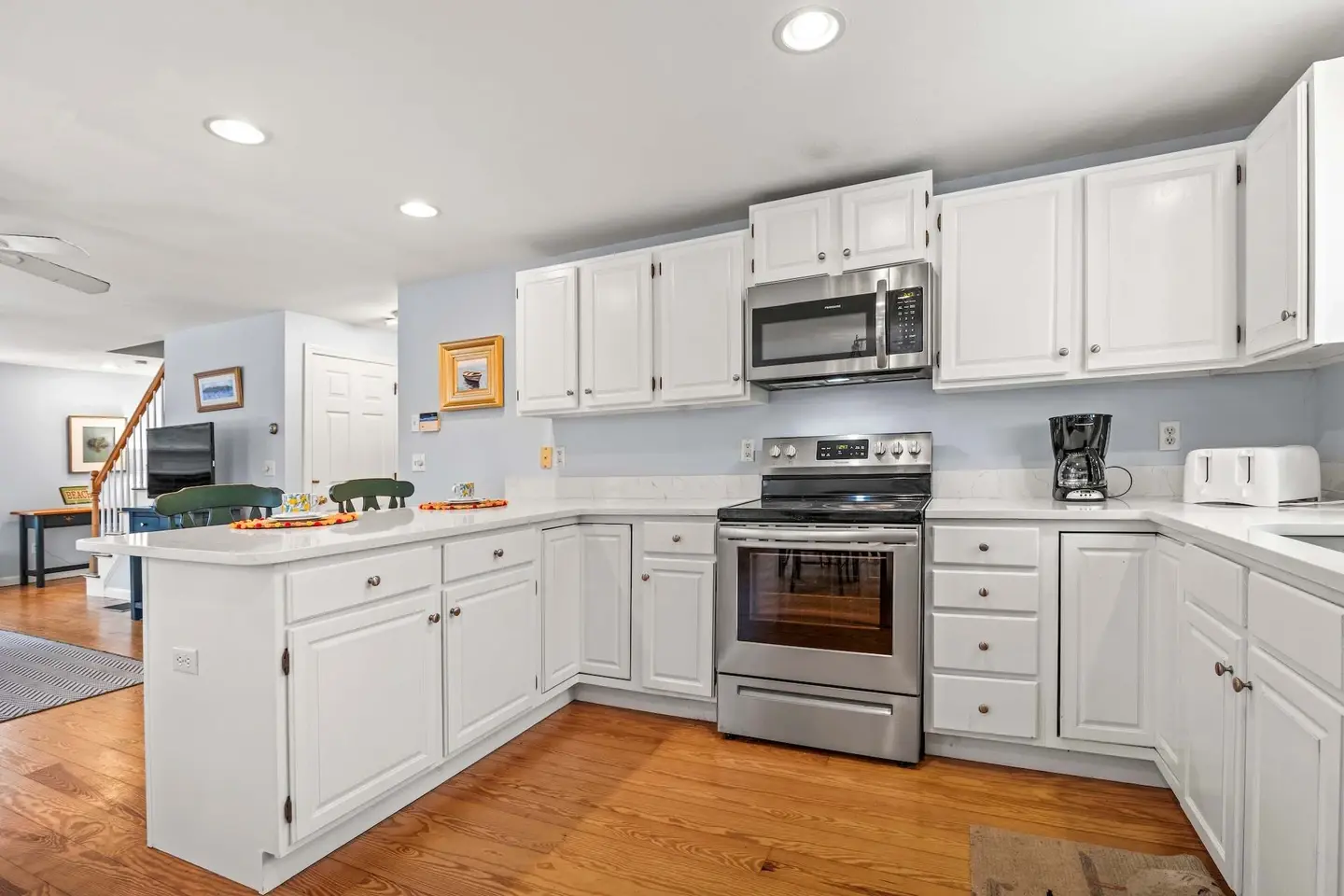 Photo 8 of Del Mar #17760 - Cozy Bungalow Close to Downtown!