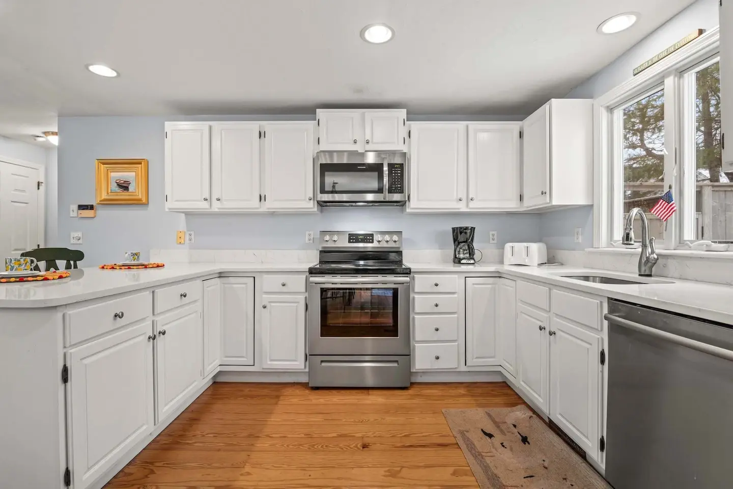 Photo 2 of Del Mar #17760 - Cozy Bungalow Close to Downtown!