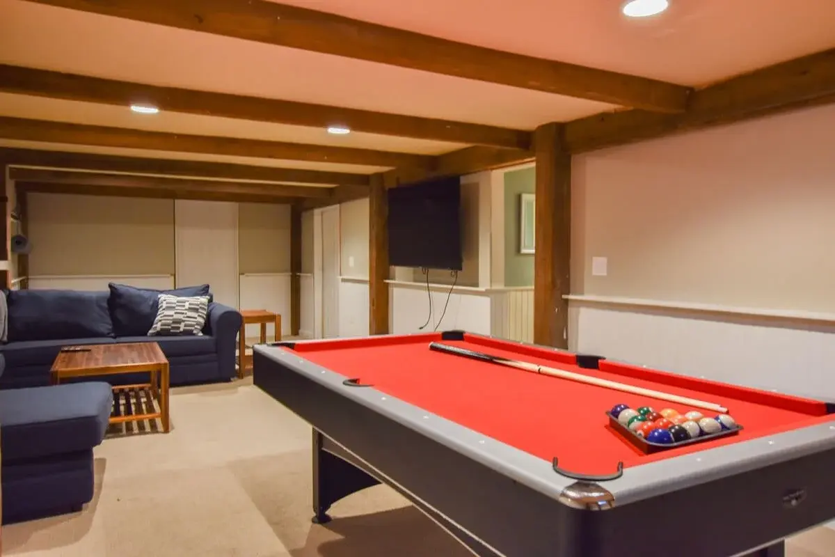 Photo 2 of Del Mar #18809 - Hot Tub 1 Mile to Swimming on Long Pond!