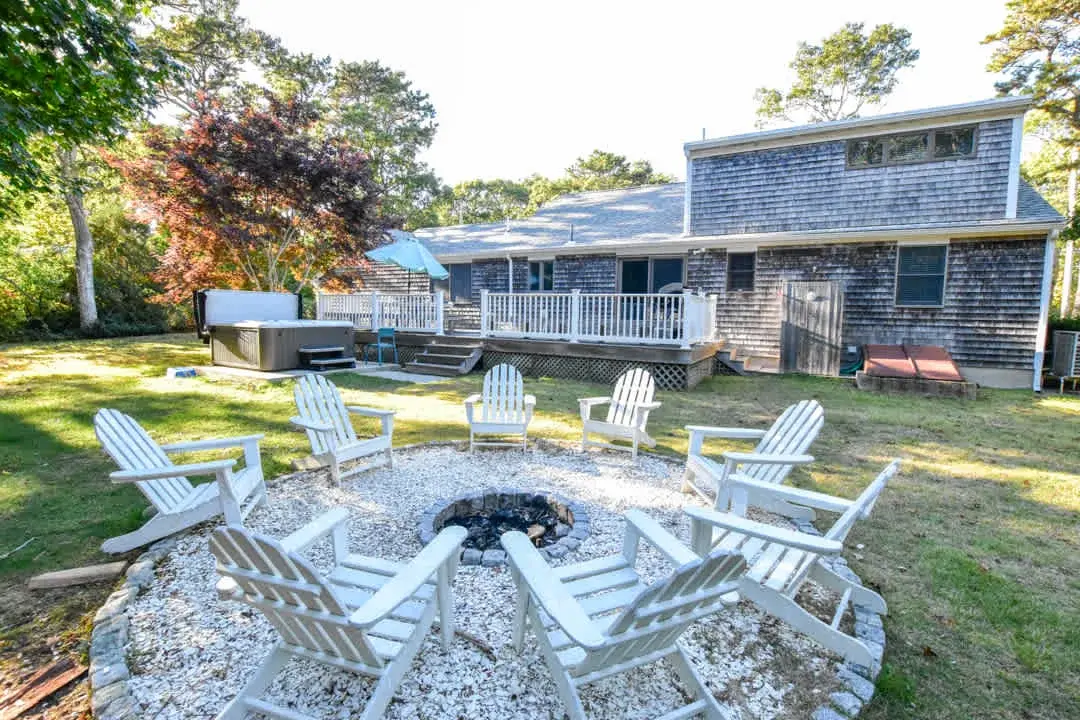 Photo 5 of Del Mar #18809 - Hot Tub 1 Mile to Swimming on Long Pond!