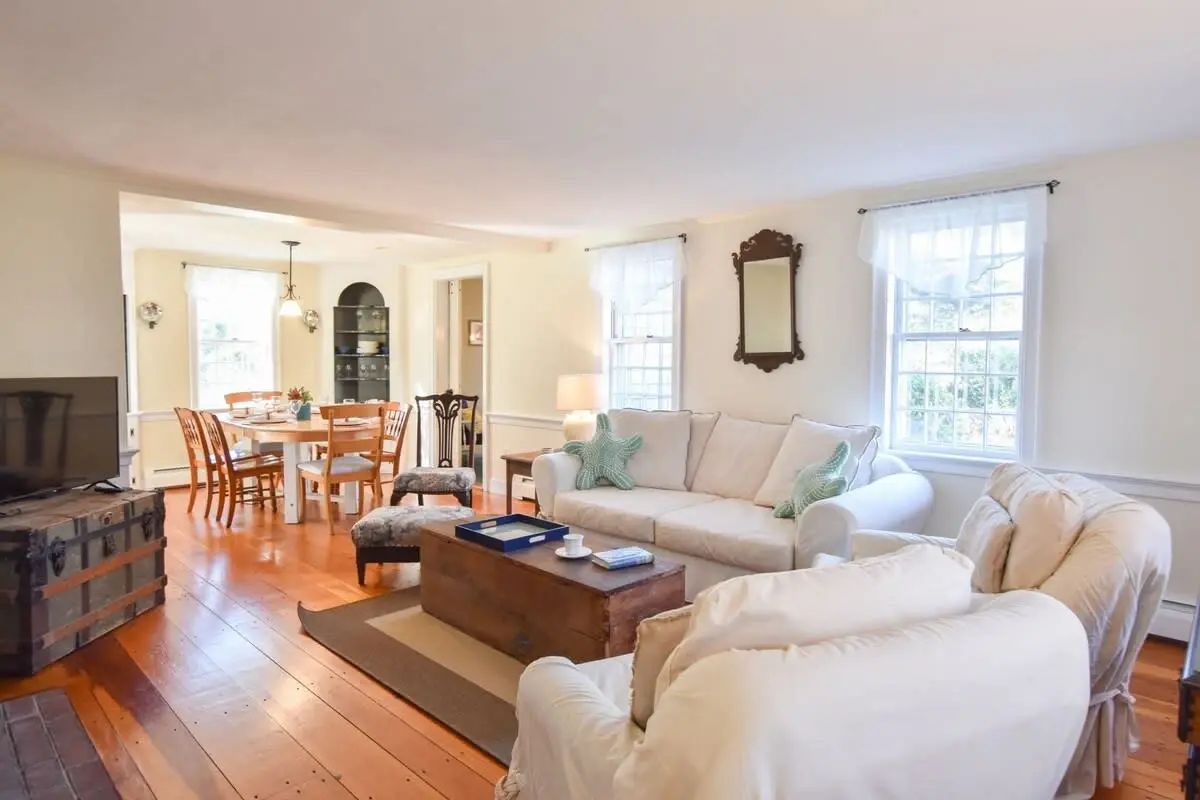 Photo 5 of Del Mar #18819 - Heart of Brewster .5 Miles to Beach!