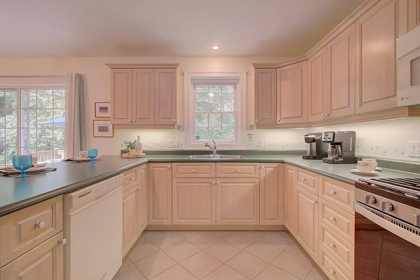 Photo 7 of Del Mar #18839 - Spacious home with deck and fire pit!