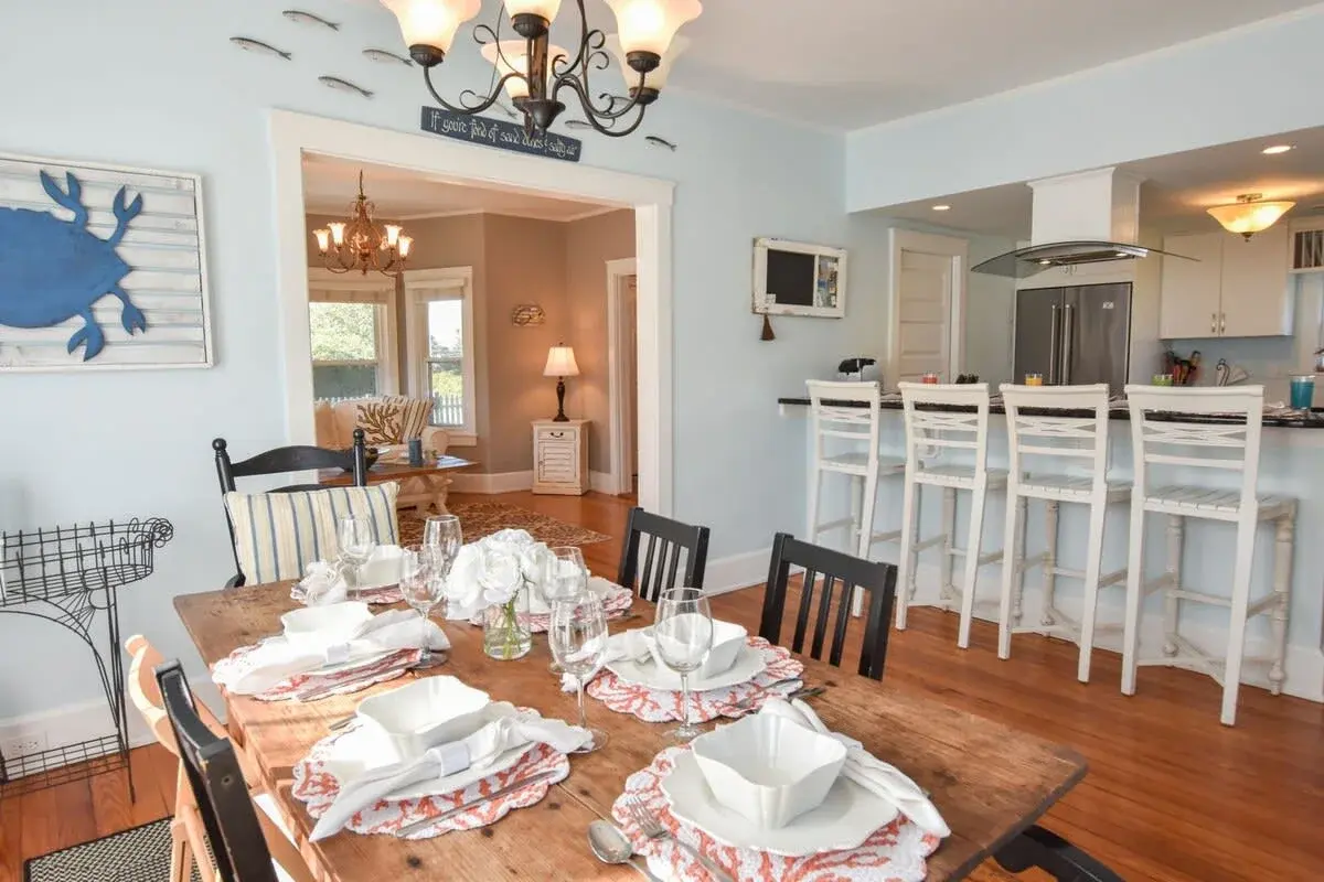 Photo 9 of Del Mar #19920 - Walk to Nantucket Sound Beaches!