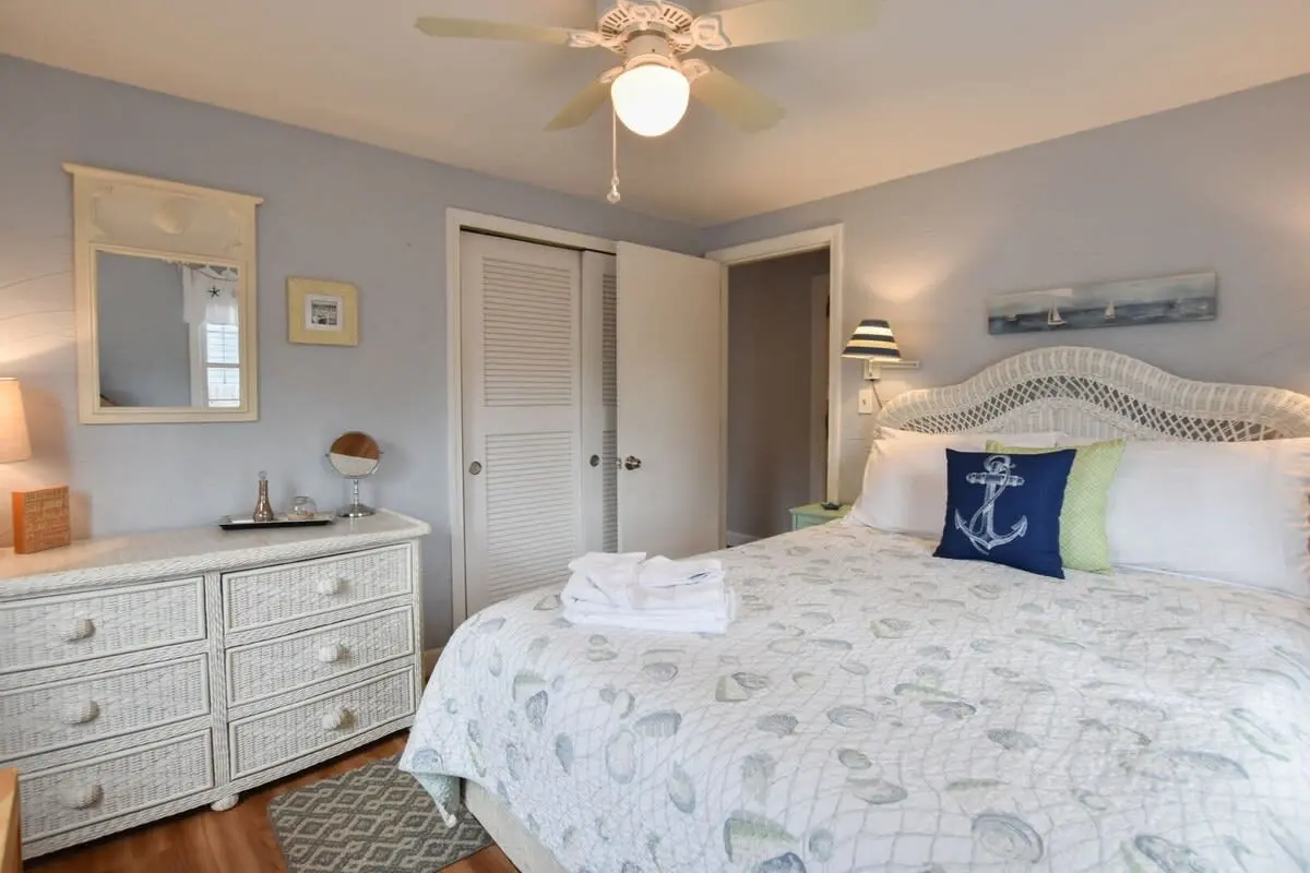 Photo 9 of Del Mar #19921 - 1/2 Mile to Nantucket Sound Beaches!