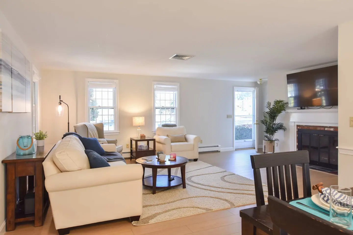 Photo 7 of Del Mar #19923 - Sunroom, Spacious Deck, 8 Mins to Mayflower Beach!