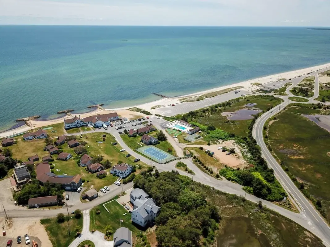 Photo 5 of Del Mar #19936 - Steps to West Dennis Beach!