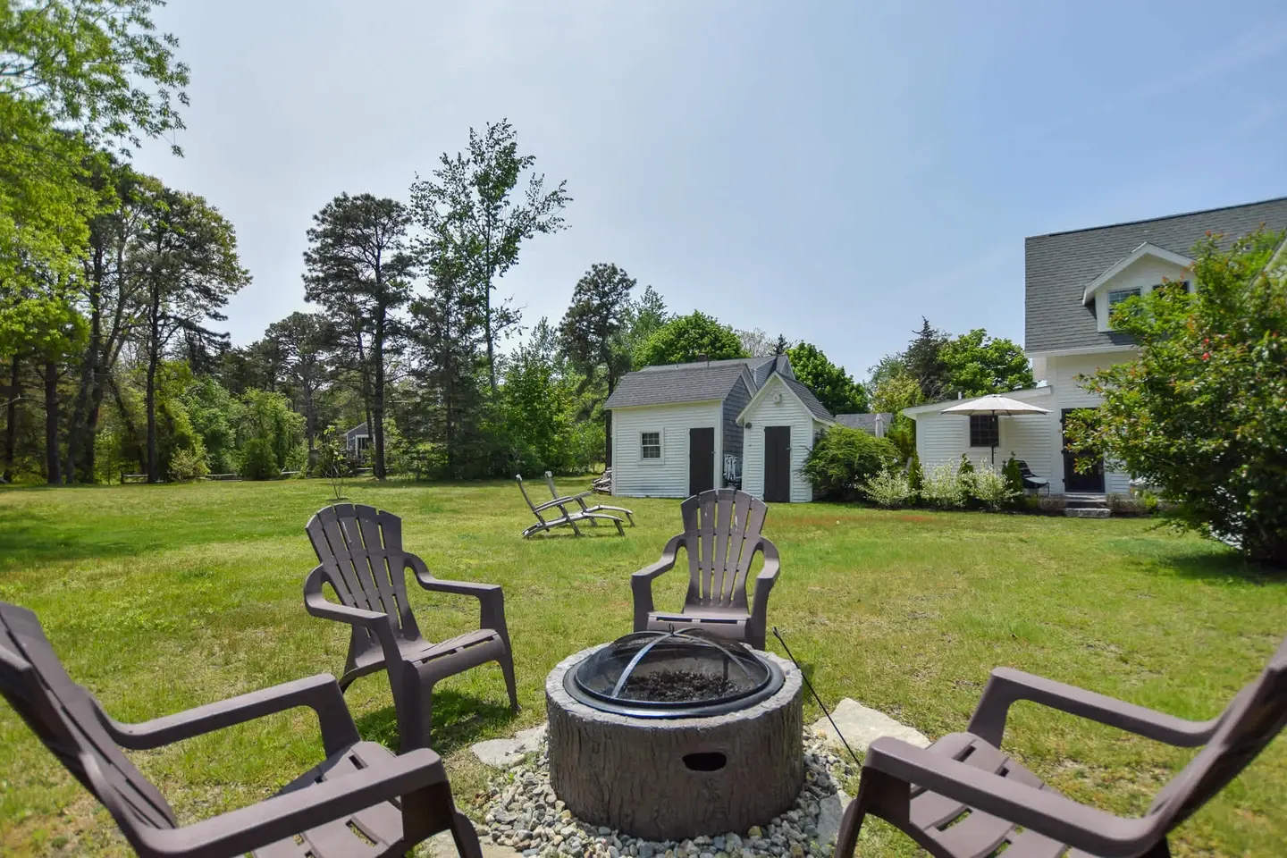 Photo 3 of Del Mar #19937 - 1 Mile to Nantucket Sound Beaches!