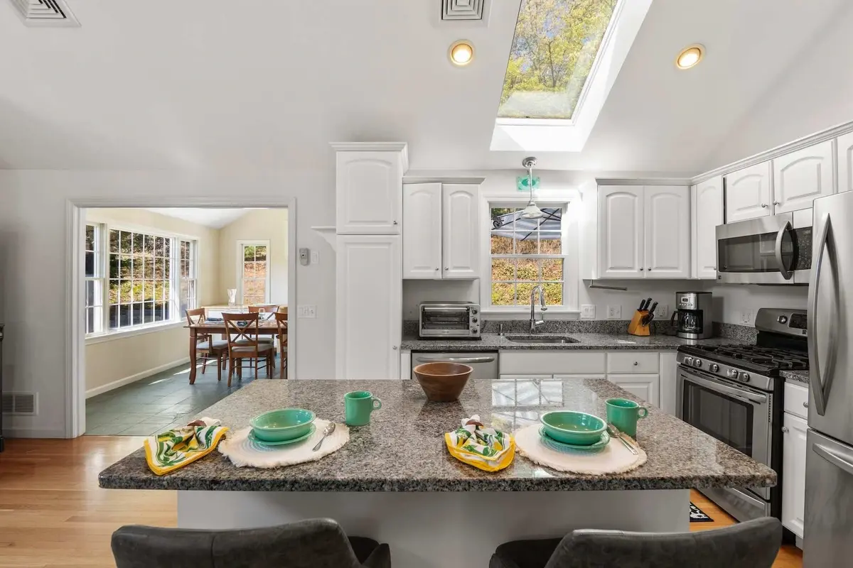 Photo 9 of Del Mar #19940 - Hot Tub, 200 ft to Beach!