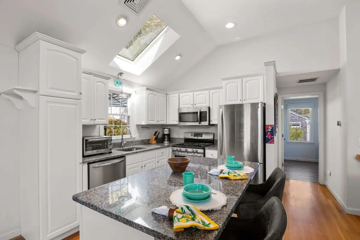 Photo 10 of Del Mar #19940 - Hot Tub, 200 ft to Beach!