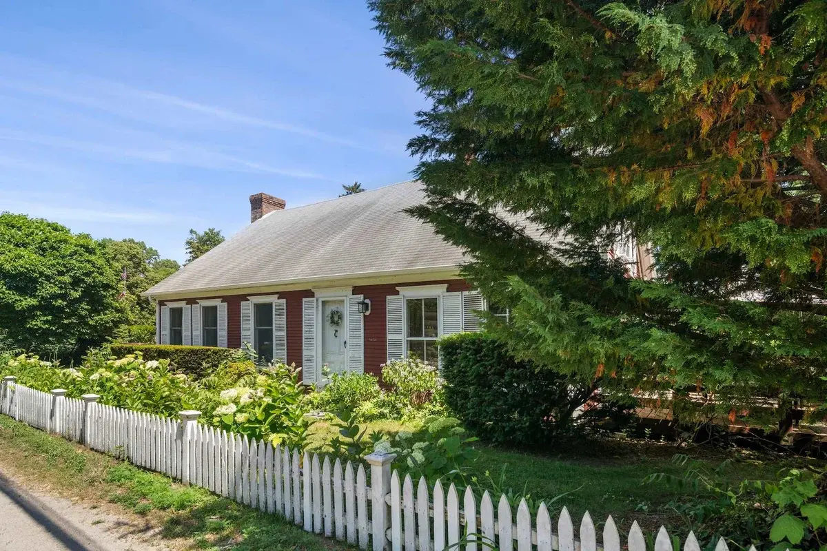 Photo 4 of Del Mar #19949 - Steps to Dining, Less than 1 mile to Bayside Beaches!