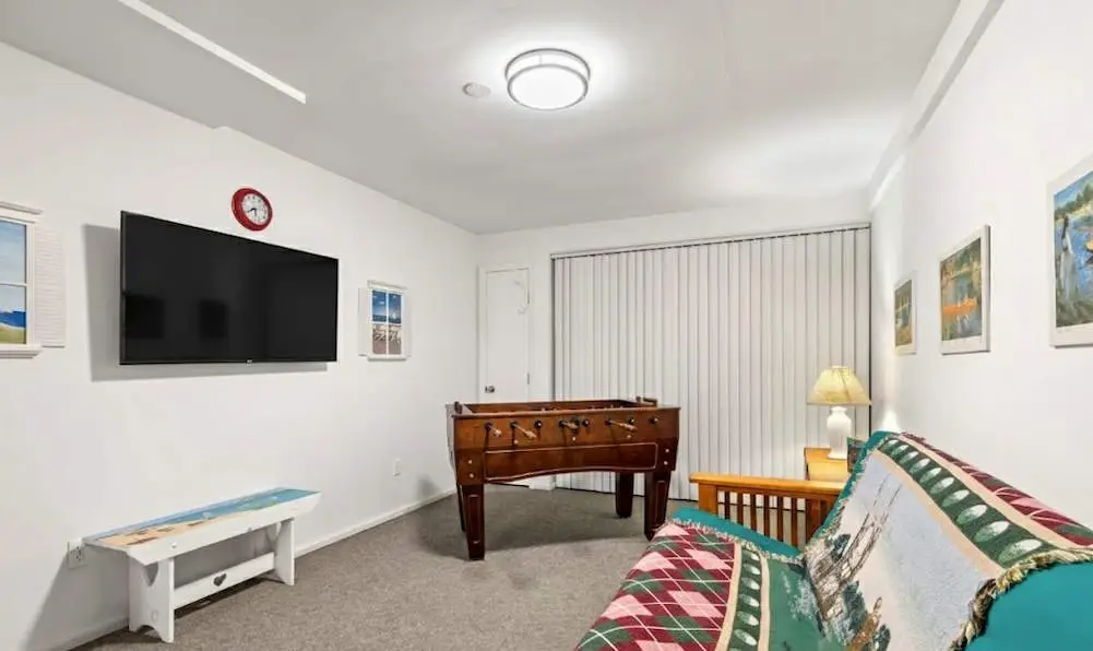 Photo 4 of Del Mar #19953 - Waterfront on Swan Pond with Kayaks!