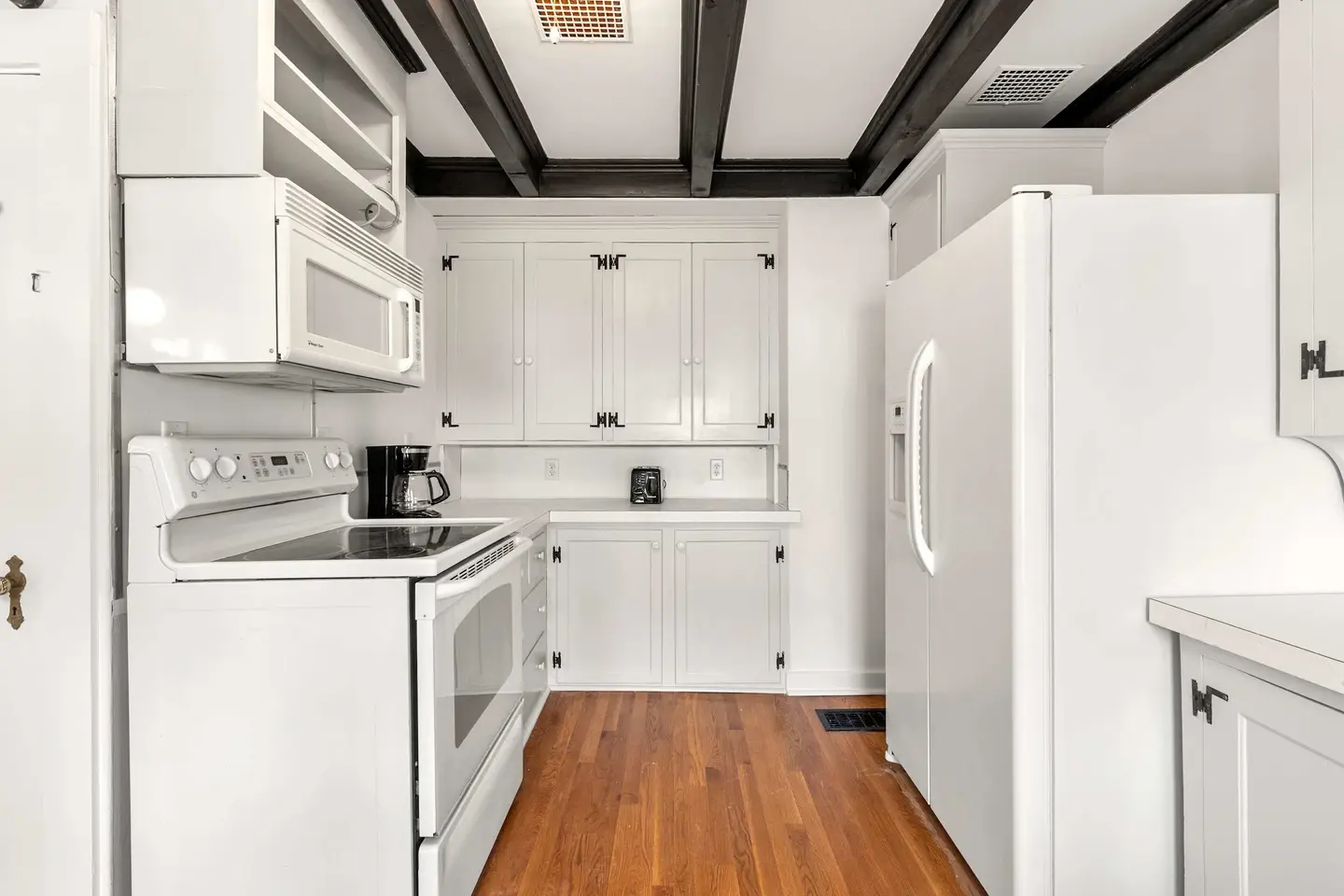 Photo 9 of Del Mar #19954 - 450 ft to Raycroft Beach, Game Room, Dog Friendly!