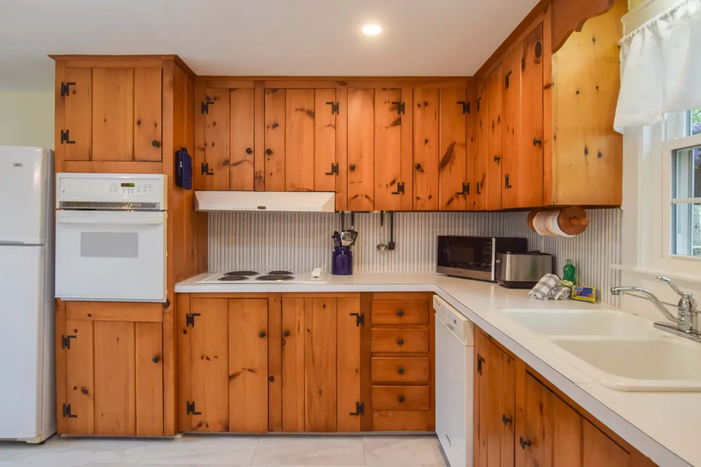 Photo 9 of Del Mar #20006 - Minutes to Nantucket Sound Beaches!