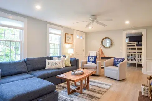 Photo of Del Mar #20006 - Minutes to Nantucket Sound Beaches!