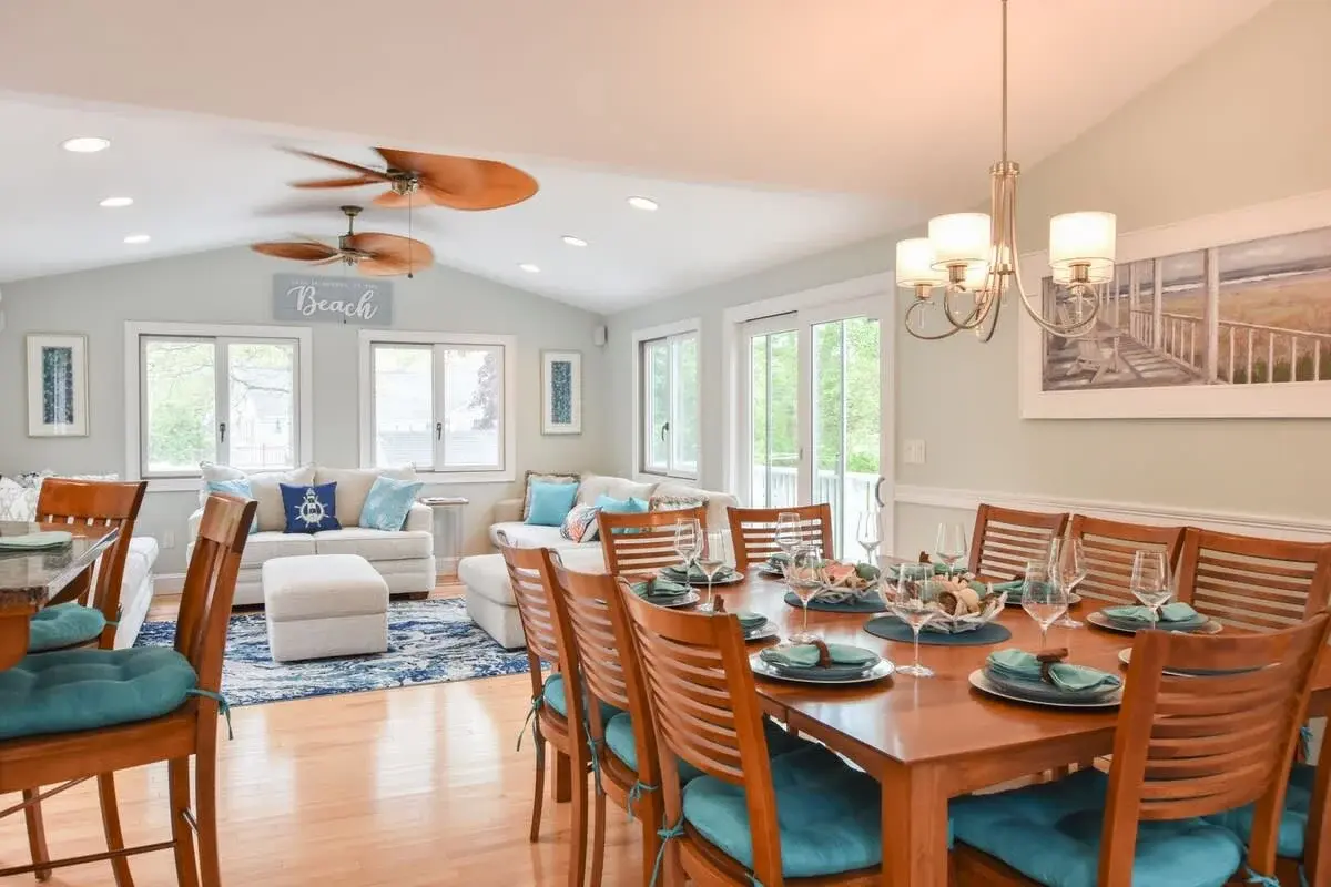 Photo 10 of Del Mar #20011 - Walkable to beaches. Hot Tub and Dog Friendly!