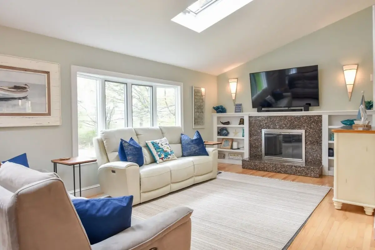 Photo 7 of Del Mar #20011 - Walkable to beaches. Hot Tub and Dog Friendly!