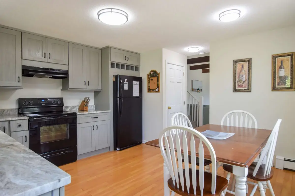 Photo 9 of Del Mar #20021 - Stylish Home Dog Friendly Close to Beach!