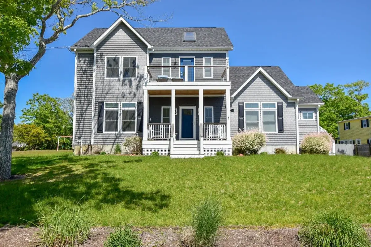 Photo 7 of Del Mar #20022 - Stunningly Decorated Home with Hot Tub!