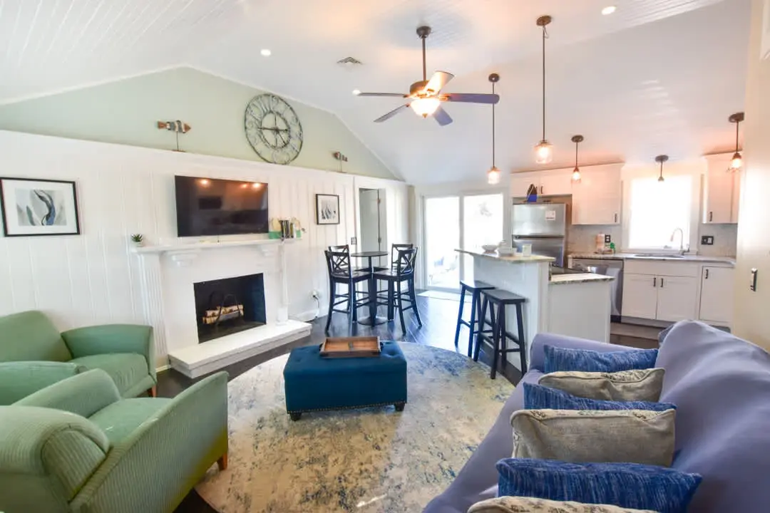 Photo 5 of Del Mar #20023 - Beautiful Home Walk to Water Dogs Welcome!