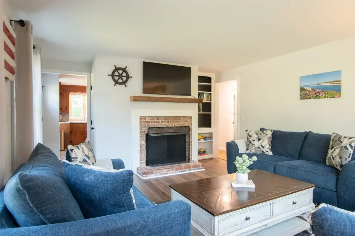 Photo 8 of Del Mar #20025 - Peaceful Yarmouth home with thoughtful touches!