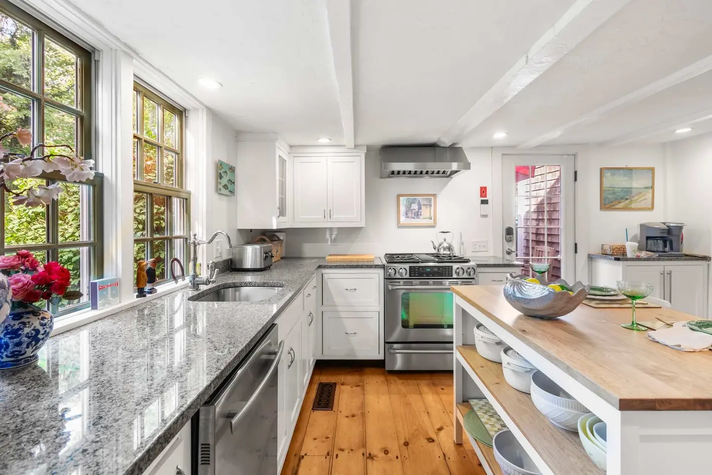 Photo 2 of Del Mar #20034 - Walk to Dennis Pond, Short Drive to Beach, AC!