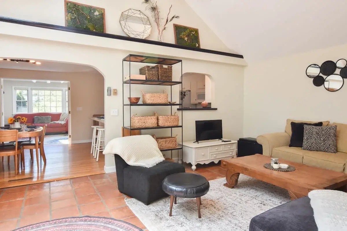 Photo 8 of Del Mar #21004 - Bright & Open Central A/C Dog Friendly!