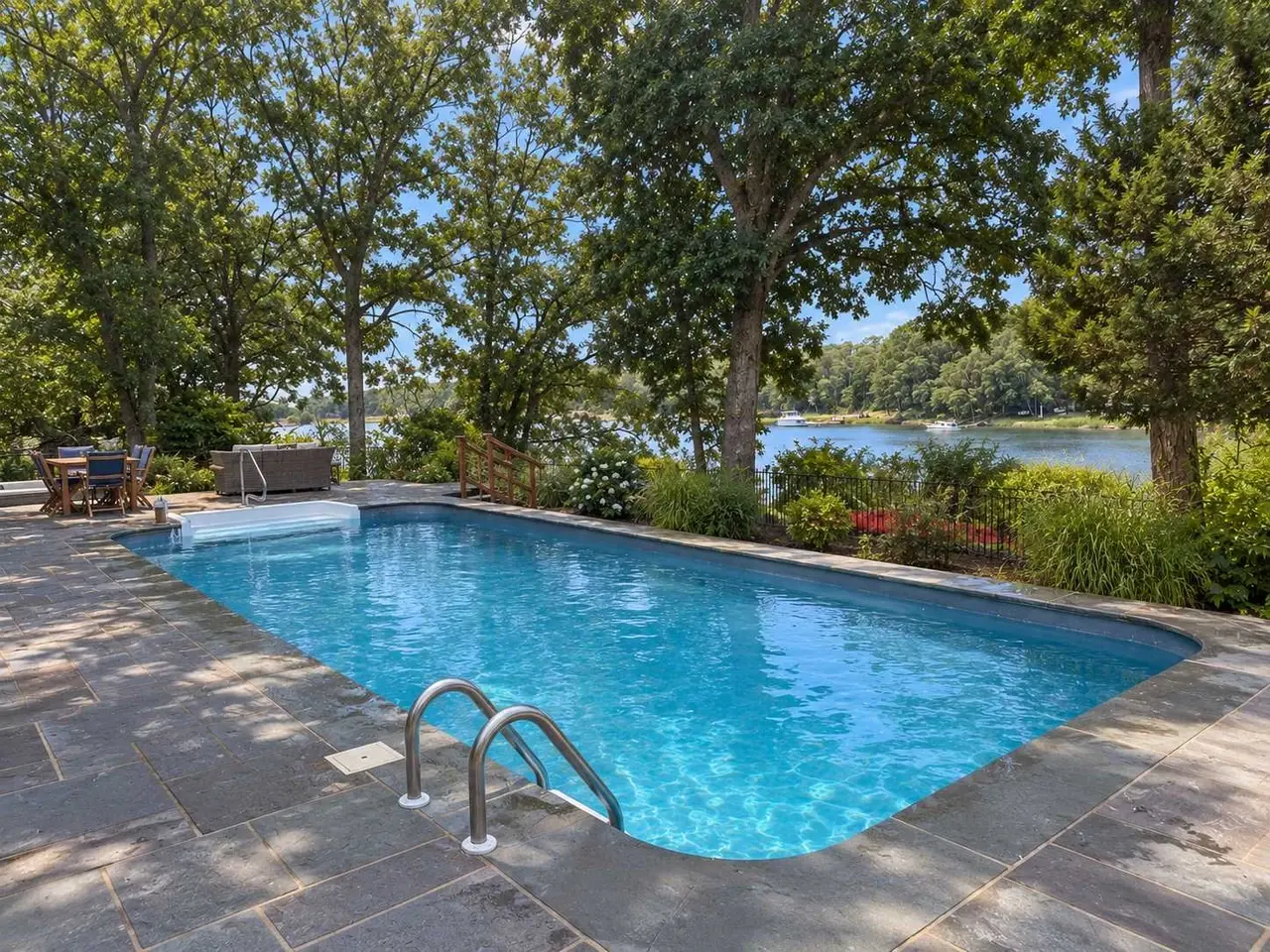 Photo 2 of Del Mar #21026 - Waterfront, Pool & Hot Tub, Water Access!